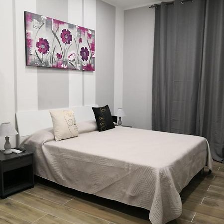 Carlino Room'S Palermo Zewnętrze zdjęcie